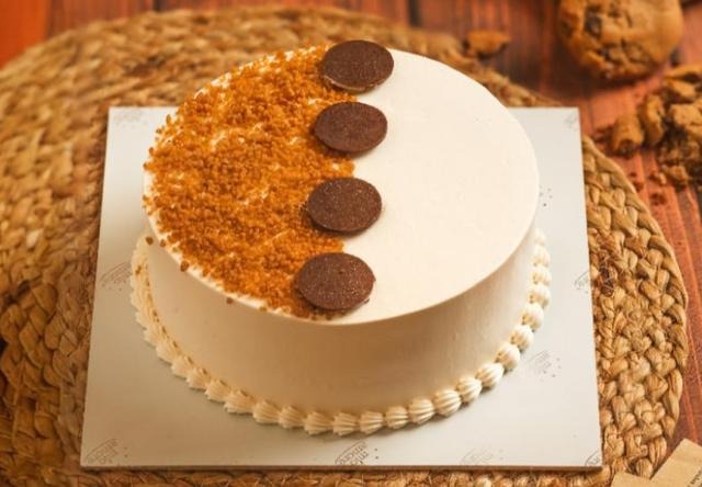 Cookie Crumble Cake